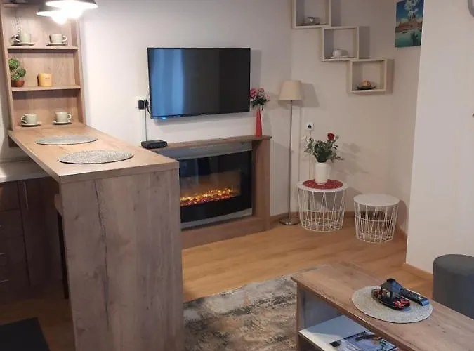 Apartment Avantura 1 *